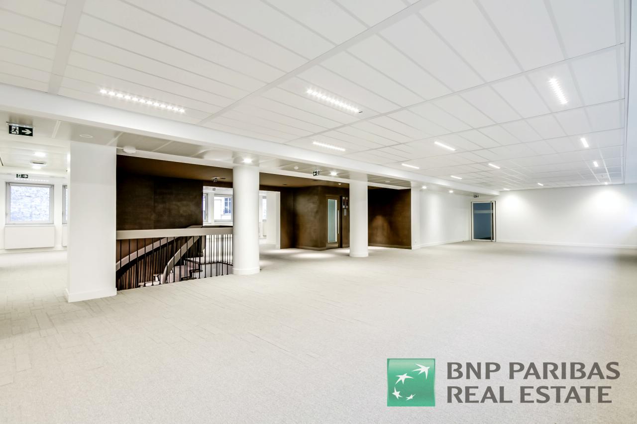 Bureau Paris 2519m² Location bureau Paris OLBUR2313195 9